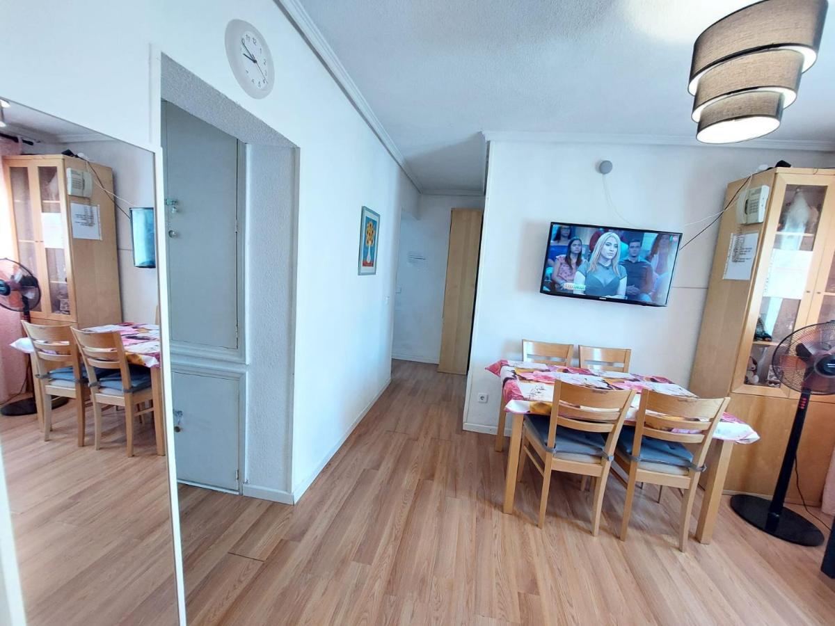 Homestay Olivos Мадрид Экстерьер фото